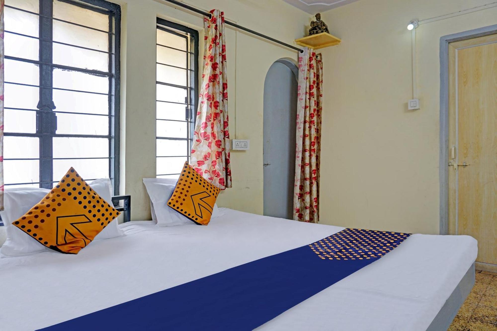 Spot On Hotel Prakash Residency, Near Hanuman Gym Ajmera Colony, Pimpri Exteriör bild