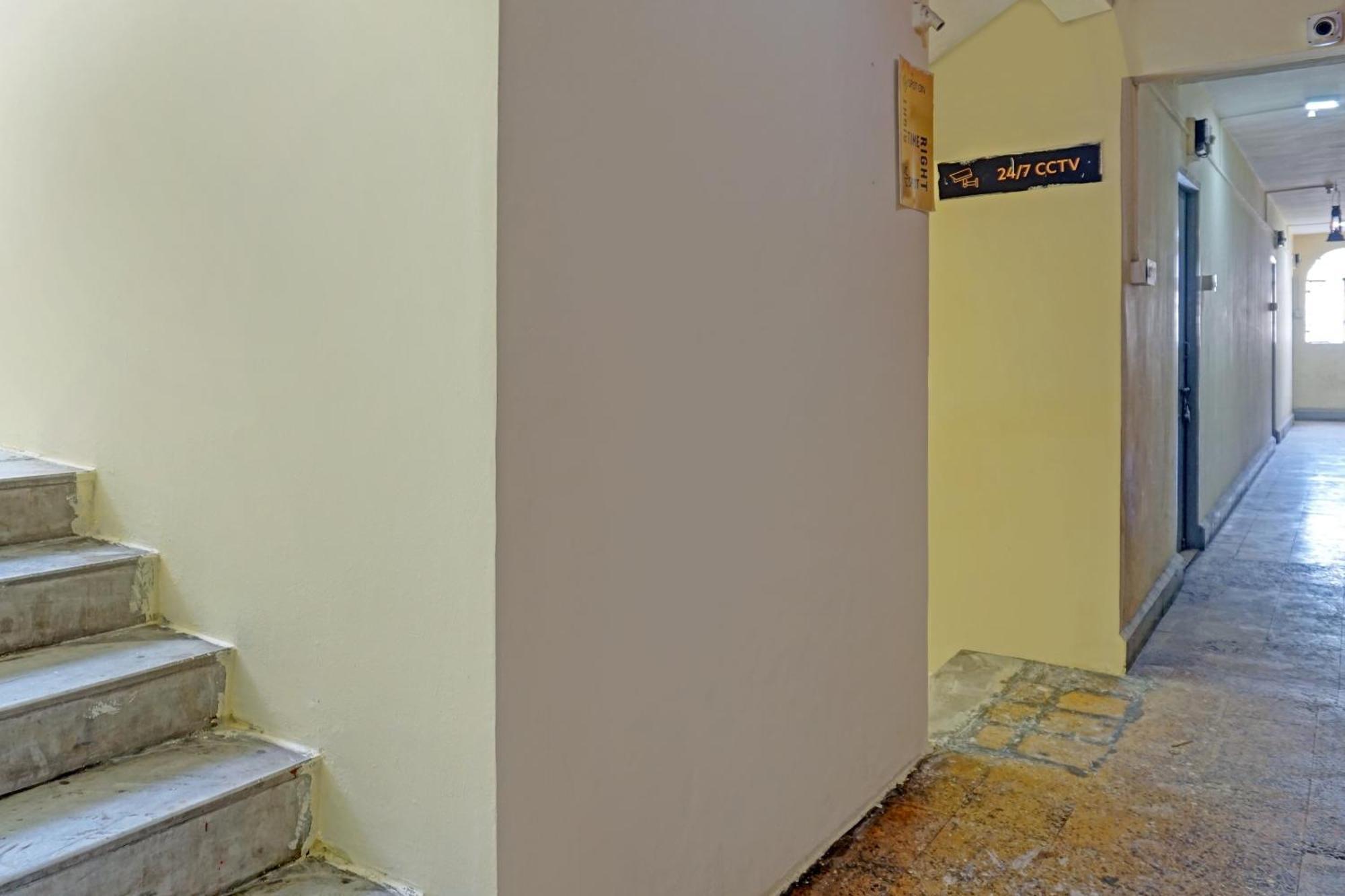 Spot On Hotel Prakash Residency, Near Hanuman Gym Ajmera Colony, Pimpri Exteriör bild